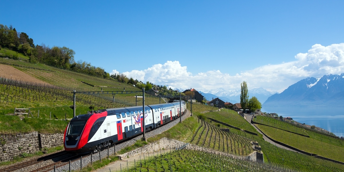 Somna i Malmö, vakna med Alperna utanför fönstret. Nattåget till Schweiz blir verklighet våren 2026.