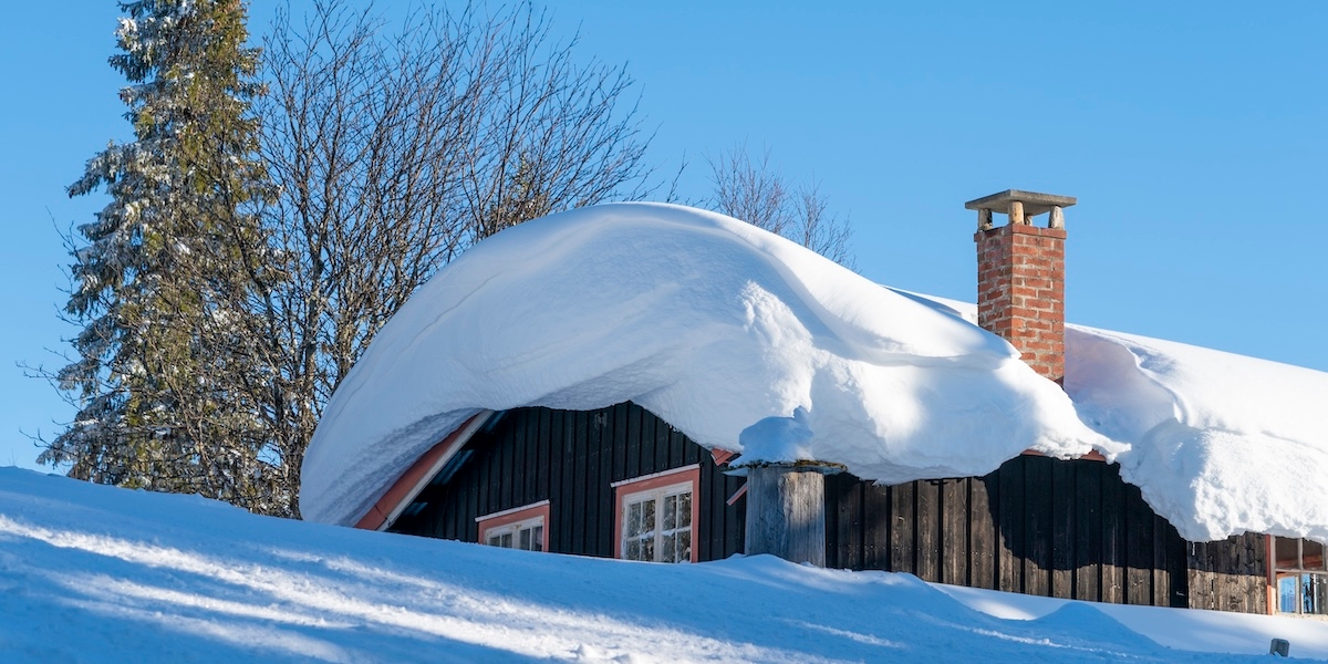 Med enkla förberedelser kan fritidshuset klara vintern utan fukt- eller frysskador.