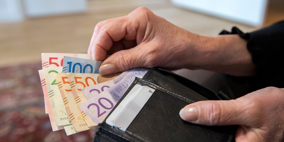 Många pensionärer riskerar att bli utan sänkt skatt. De med lägst inkomster får ingen lättnad i plånboken.