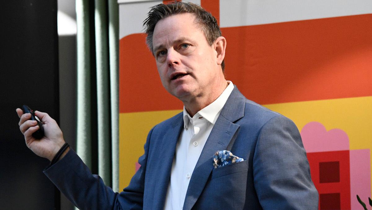 SBAB:s chefsekonom Robert Boije säger att SBAB ligger kvar med sin prognos om utvecklingen för priset på bostäder under 2025